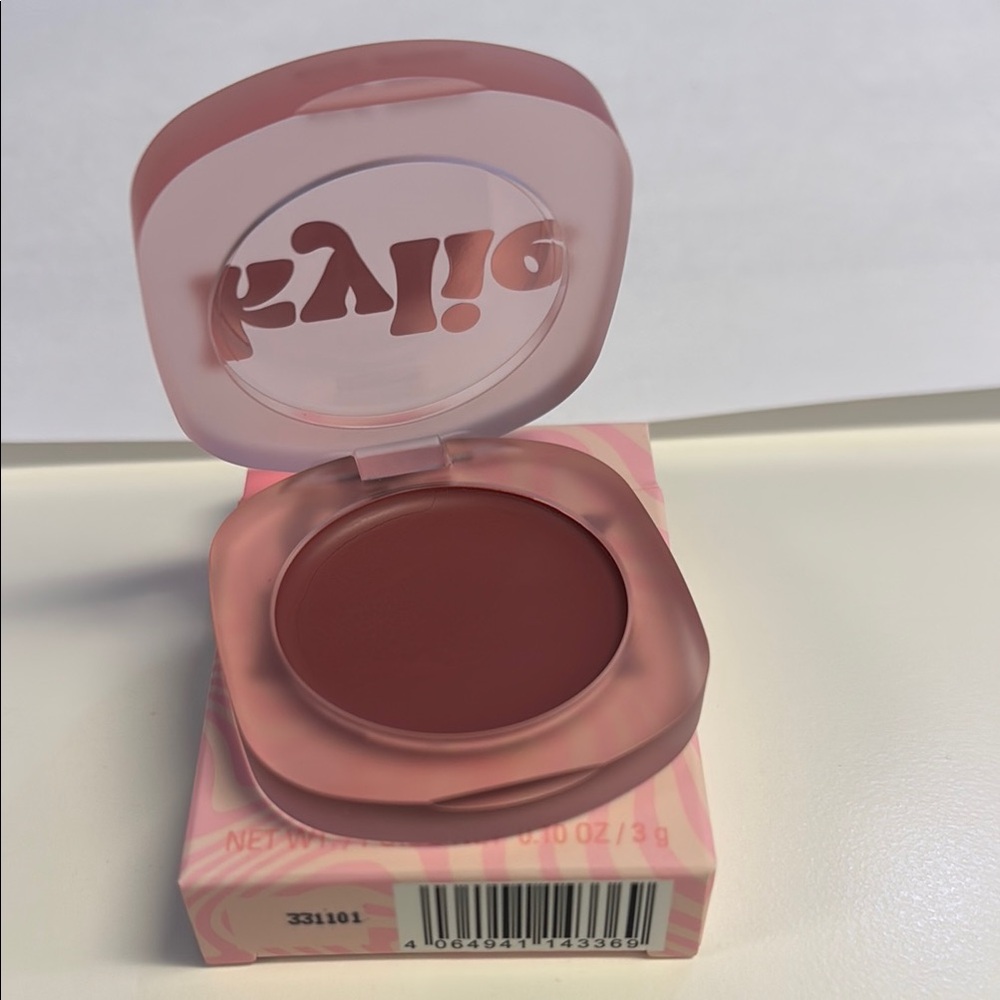 Kylie Cosmetics Pink Blush Compact